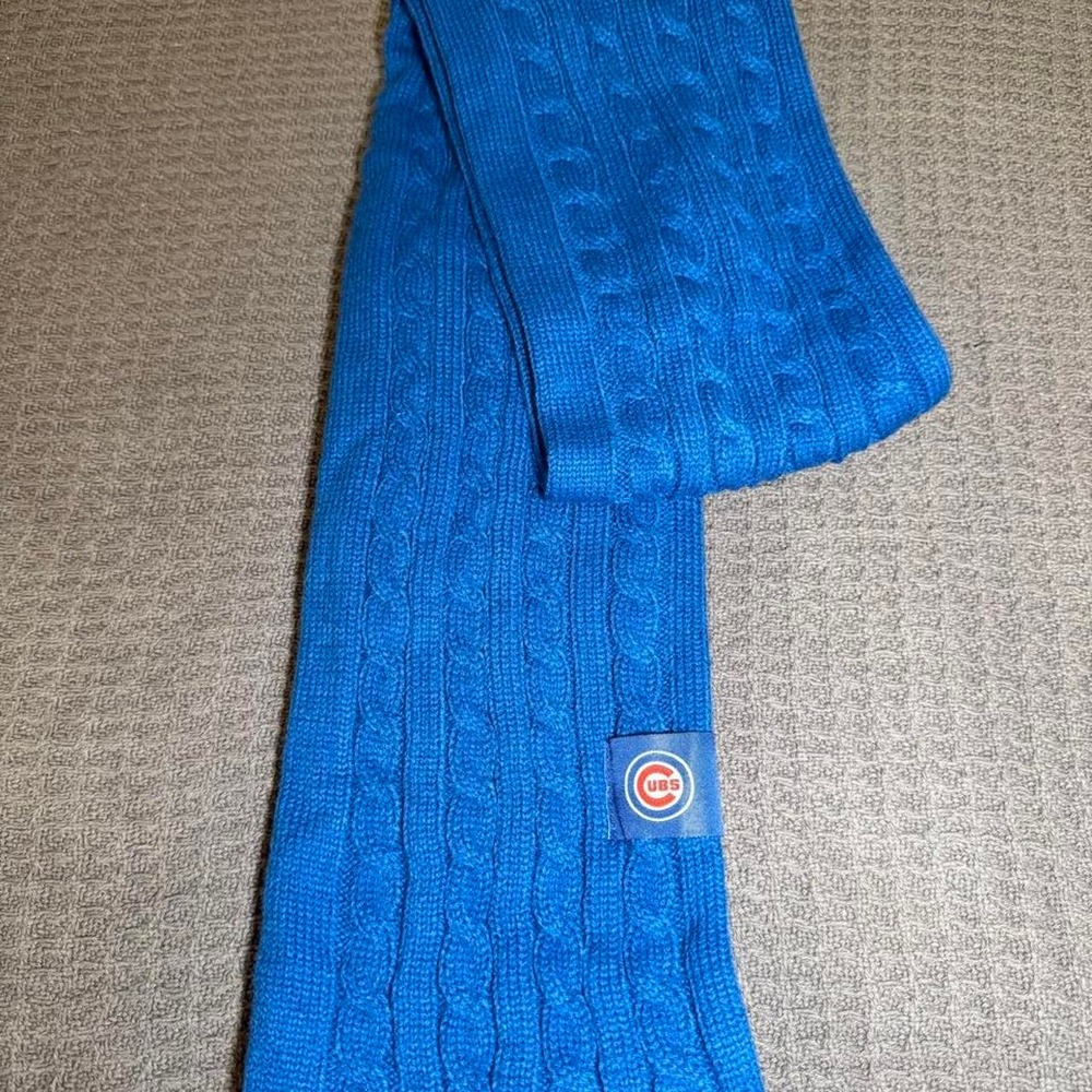 Chicago Cubs infinity scarf